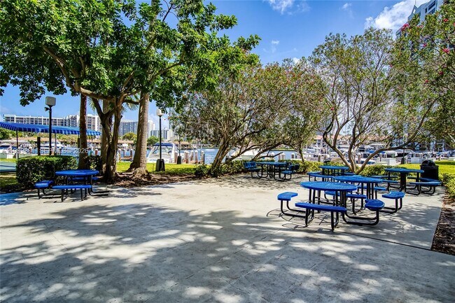 Building Photo - 600 Three Islands Boulevard