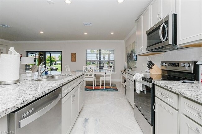 Building Photo - 6189 Harmony Dr