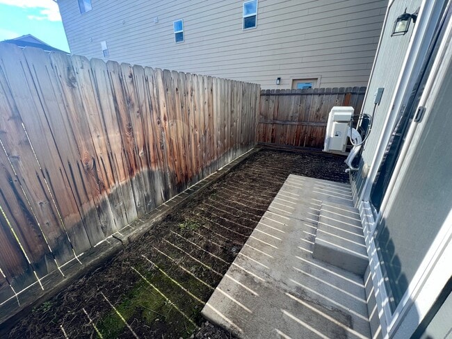 Building Photo - 7832 Jacqueline Way