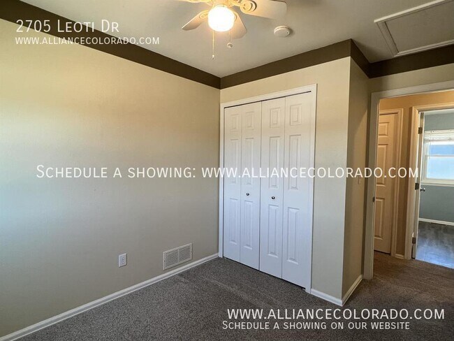 Building Photo - 2705 Leoti Dr