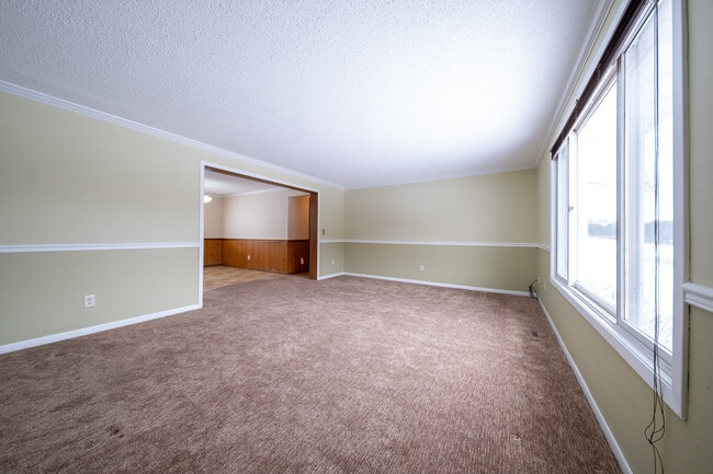 Building Photo - 408 Edgar Pl