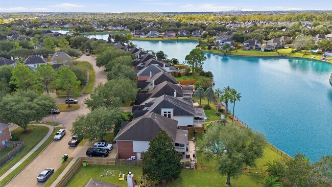 Building Photo - 6426 Portuguese Bend Dr