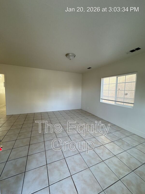 Building Photo - 320 S Crespi Ave