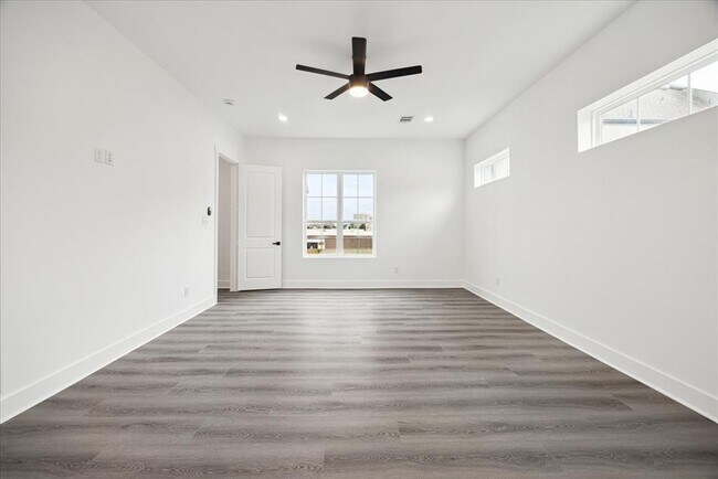 Building Photo - 10935 Brookeshire Chase Ln