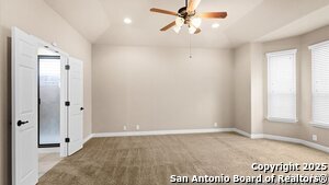 Building Photo - 605 Oakmont Way