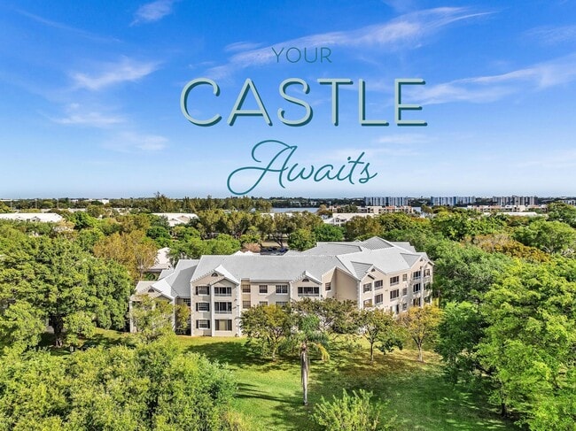 Building Photo - 2811 N Oakland Forest Dr