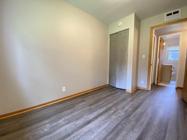 Building Photo - 3621 Sherwood Pl SE