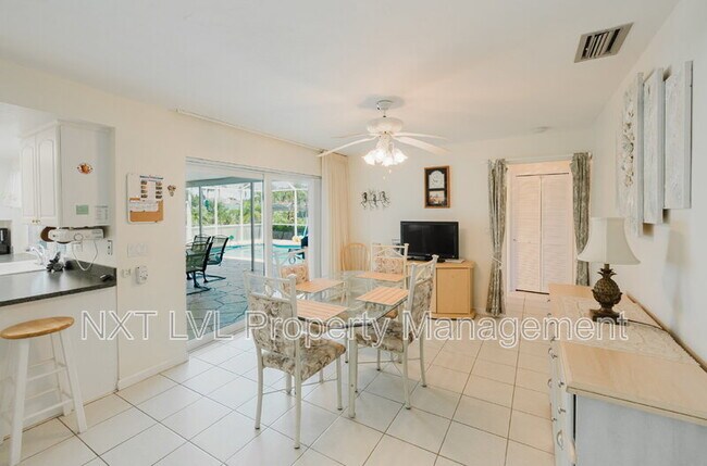 Building Photo - 403 SE 33rd Terrace