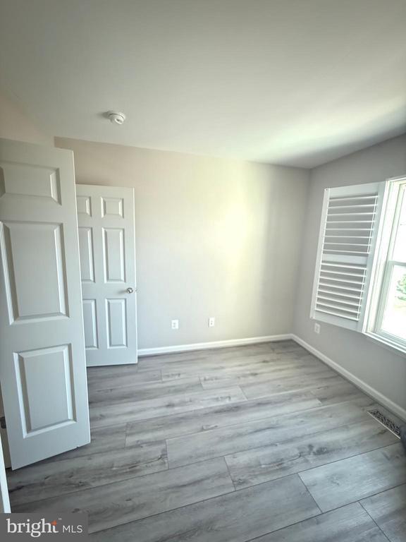 Building Photo - 113 Blackford Dr