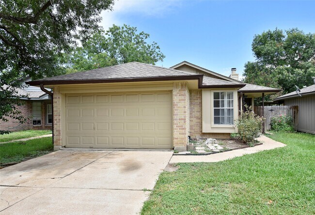 Primary Photo - 1814 Brickarbor Dr
