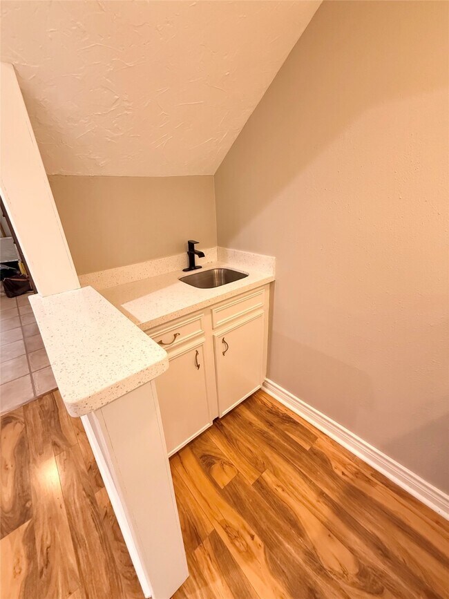 Building Photo - 5231 Alamosa Ln