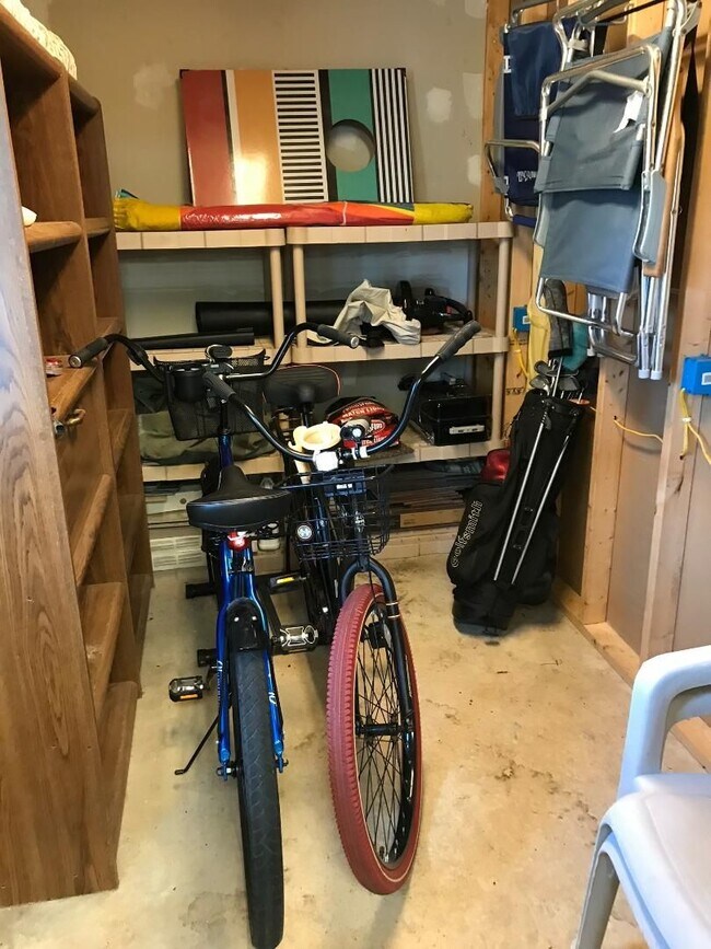 Building Photo - 3/2.5 in Sebastian FL