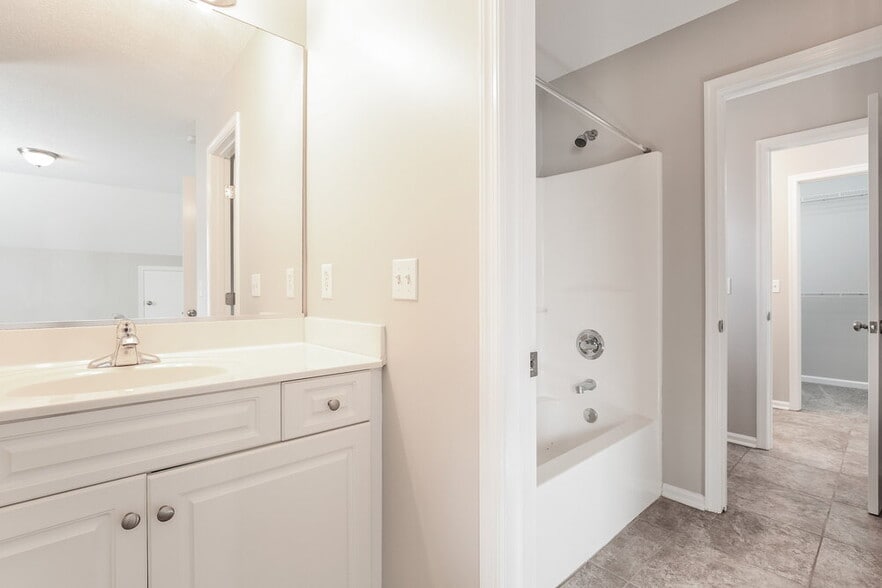 Building Photo - 306 Murraylane Rd