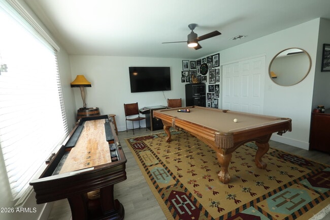 Building Photo - 1011 W Elna Rae St