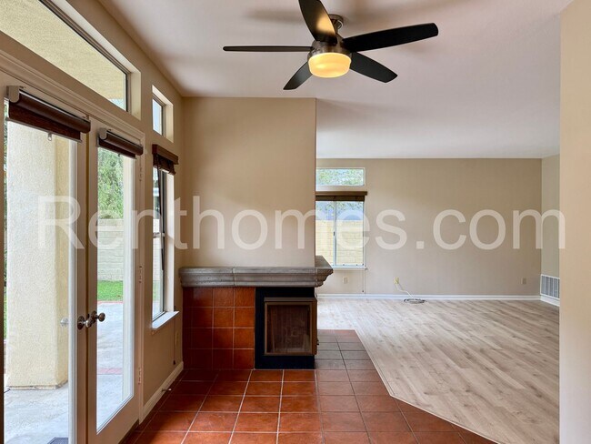 Building Photo - 12613 Crest Knolls Ct
