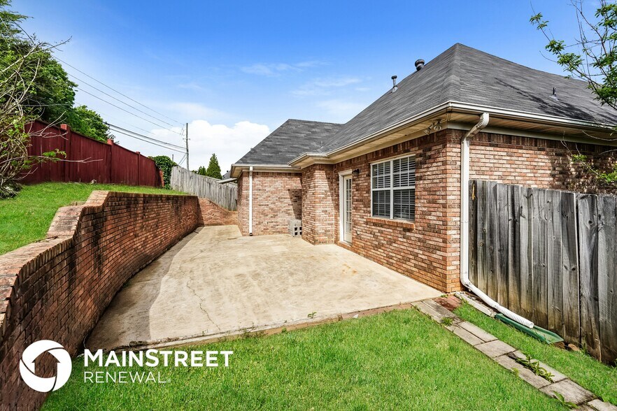 Building Photo - 209 Ashford Dr