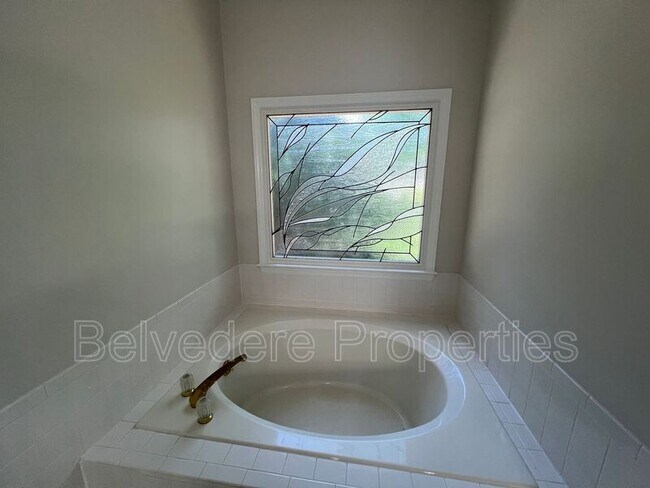 Building Photo - 6409 Spyglass Dr