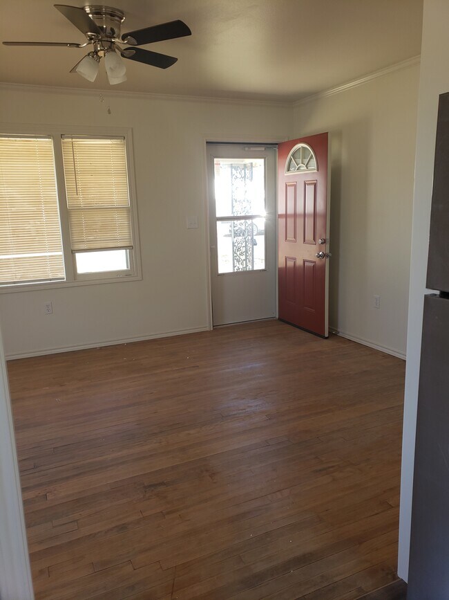 Living Room 1st view - 4823 37th St
