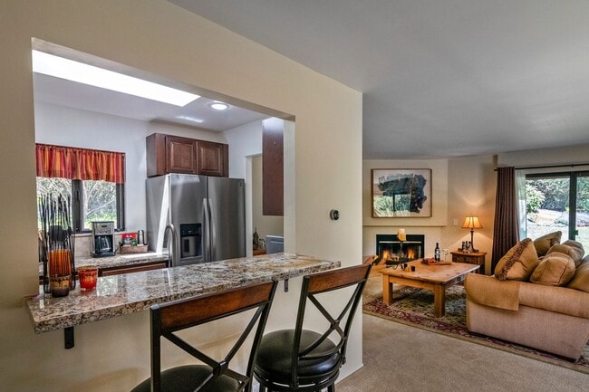 Building Photo - Dream Casita in Hope Ranch!