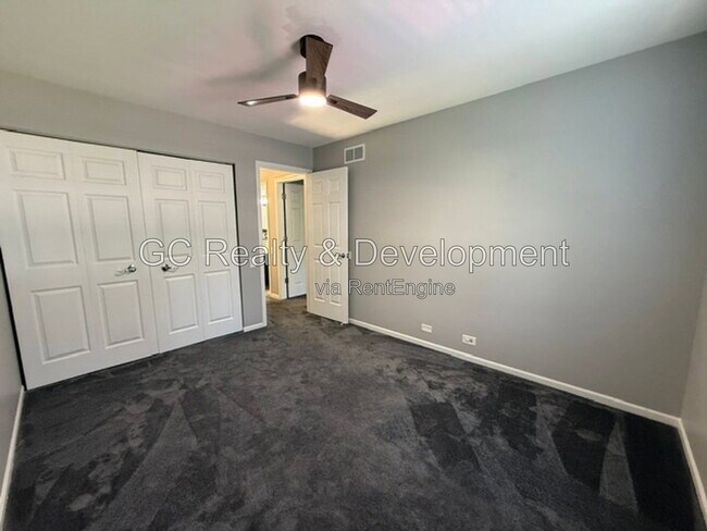 Building Photo - 1695 Pebble Beach Cir