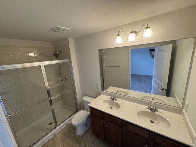 Building Photo - 172 Drexel Ct