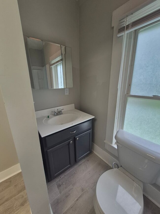 Building Photo - Westbrook 2 bedroom home