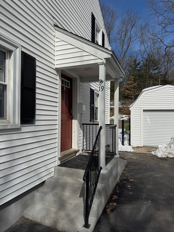 Building Photo - 19 Haringa Ave