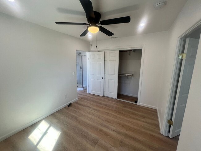 Building Photo - FULLY REMODELED 3BR/2BA HOME in Spring Valley