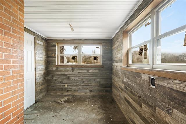 Building Photo - 3679 FM Rd 16