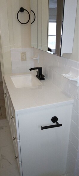 Building Photo - 305 Alewife Brook Pky