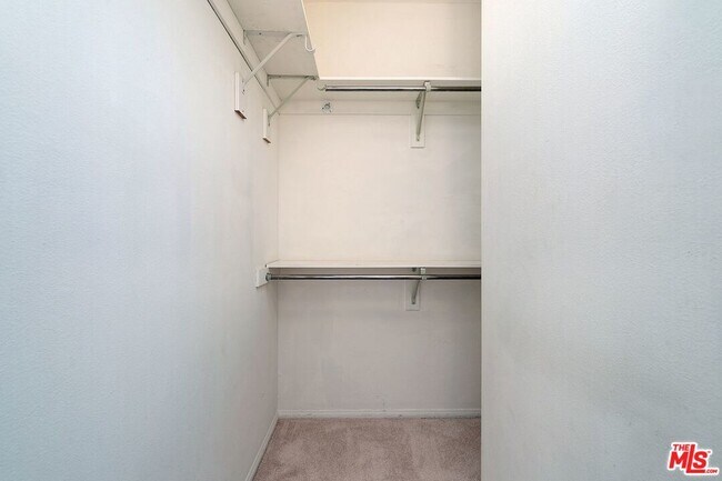 Building Photo - 2205 S Bentley Ave
