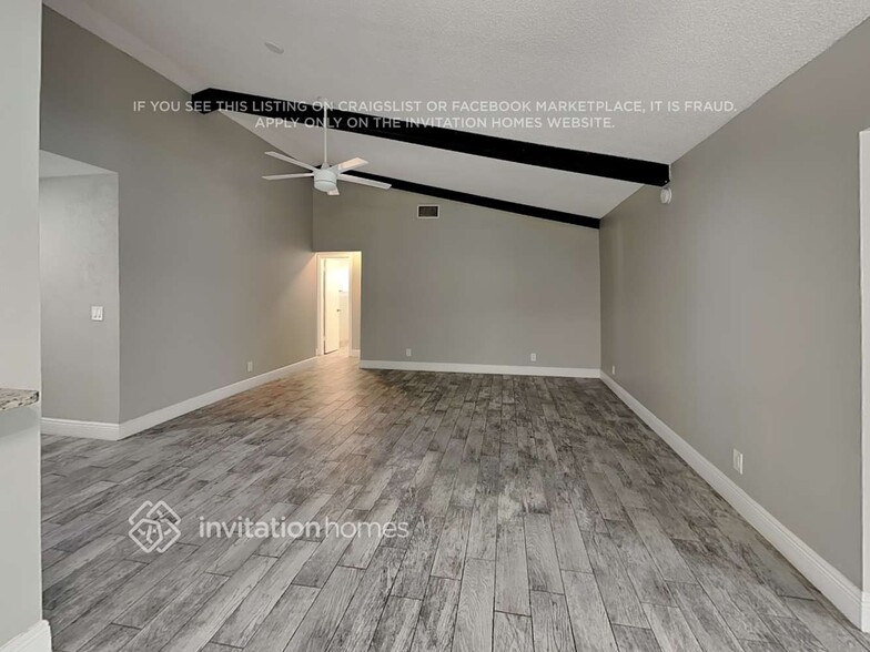 Building Photo - 19545 Carolina Cir