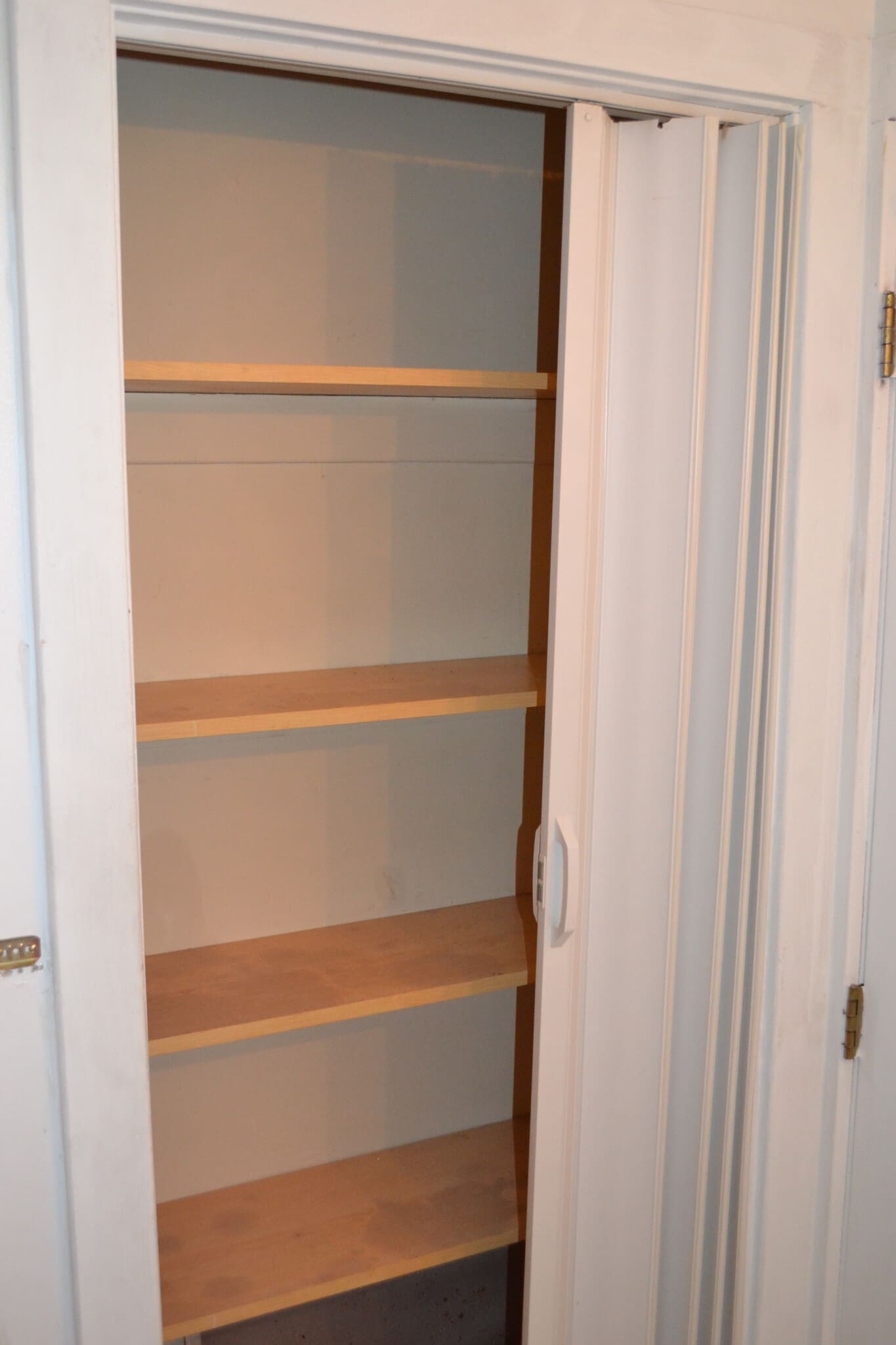 Building Photo - 2115 Hollister Ave