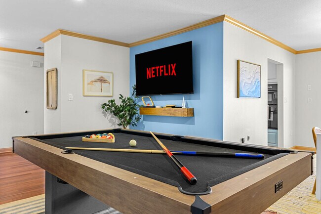 Building Photo - 9414 Laura Anne Dr