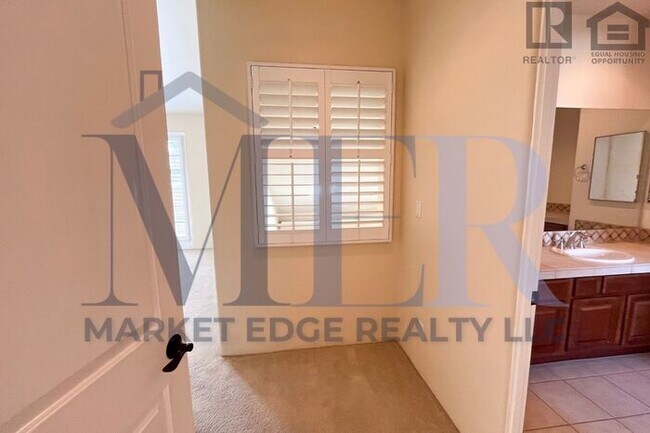 Building Photo - 3Bed/2.5Bath Townhouse in Carefree! $4499 MOVE-IN SPECIAL! Move-In Ready on 04/09/2026!