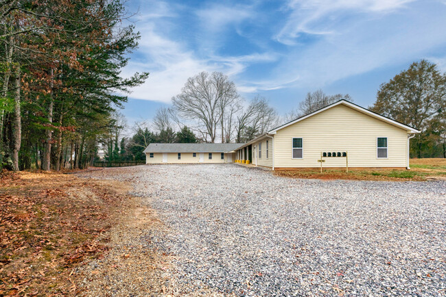 Primary Photo - Saddle Club