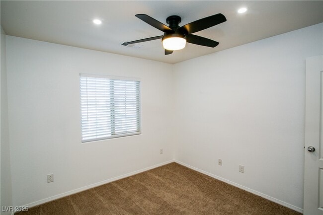 Building Photo - 7927 Bartlett Peak St