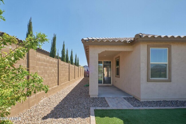 Building Photo - 12542 W Cassia Trail