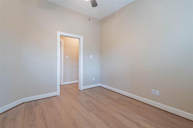 Building Photo - 5114 E Jerad Dr