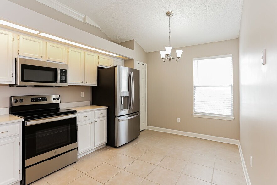 Building Photo - 1169 Creeks Ridge Rd