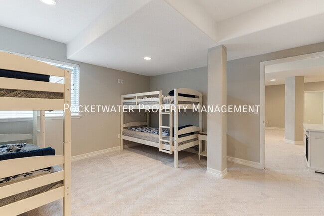 Building Photo - 3533 Parkside Center Dr