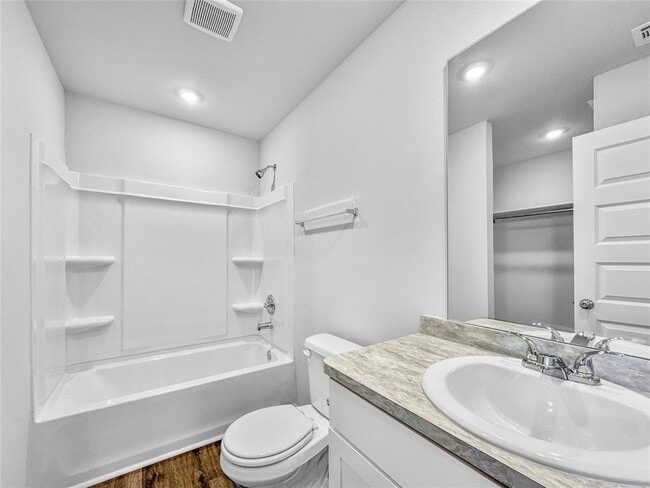 Building Photo - 9613 Stallion Dr