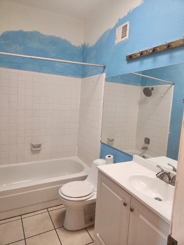 Building Photo - 9660 E Quail Pl