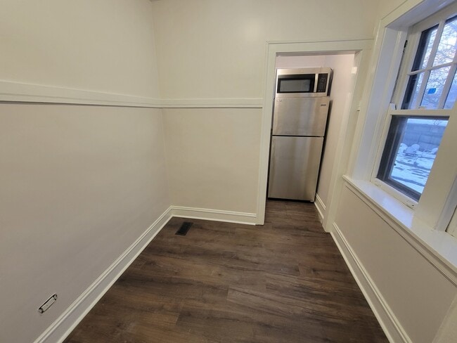 Building Photo - 1624 Washington St