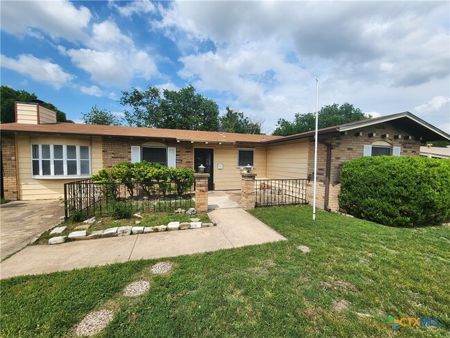 Primary Photo - 1509 Ronstan Dr