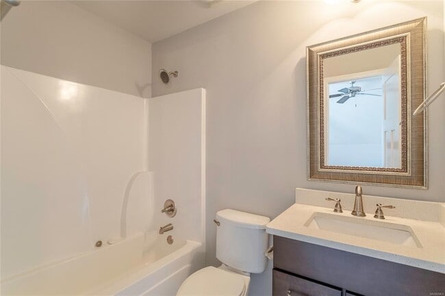 Building Photo - 9153 Autumnbrooke Way