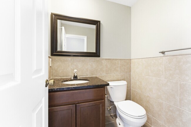 Building Photo - 25845 Buckminster Dr