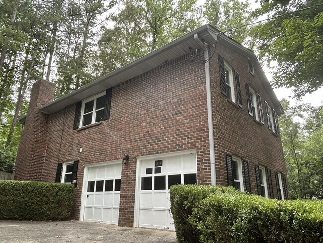 Building Photo - 2271 Fox Hound Pkwy