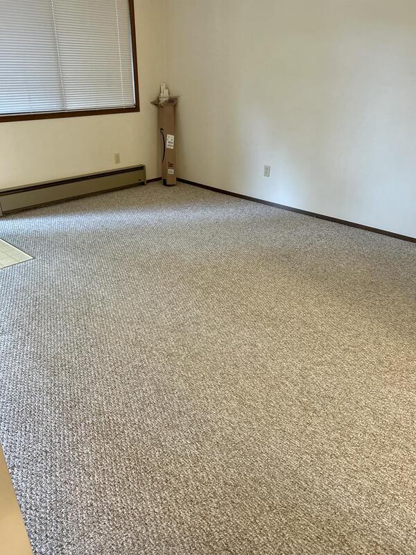 Building Photo - 309 S 14th St