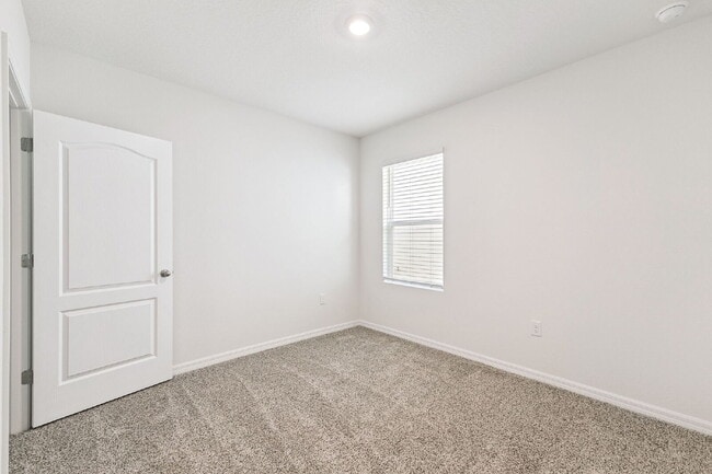 Building Photo - Brand New 4-Bed Waterfront Retreat in New Smyrna Beach